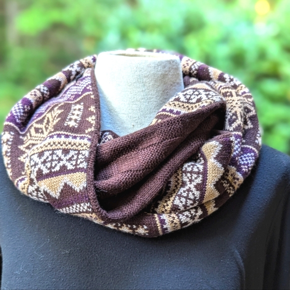 Muk Luks Brown Infinity Scarf - Picture 1 of 6